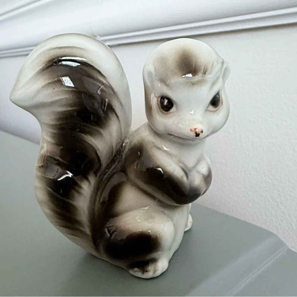 Vintage Relco Japan porcelain squirrel figurine